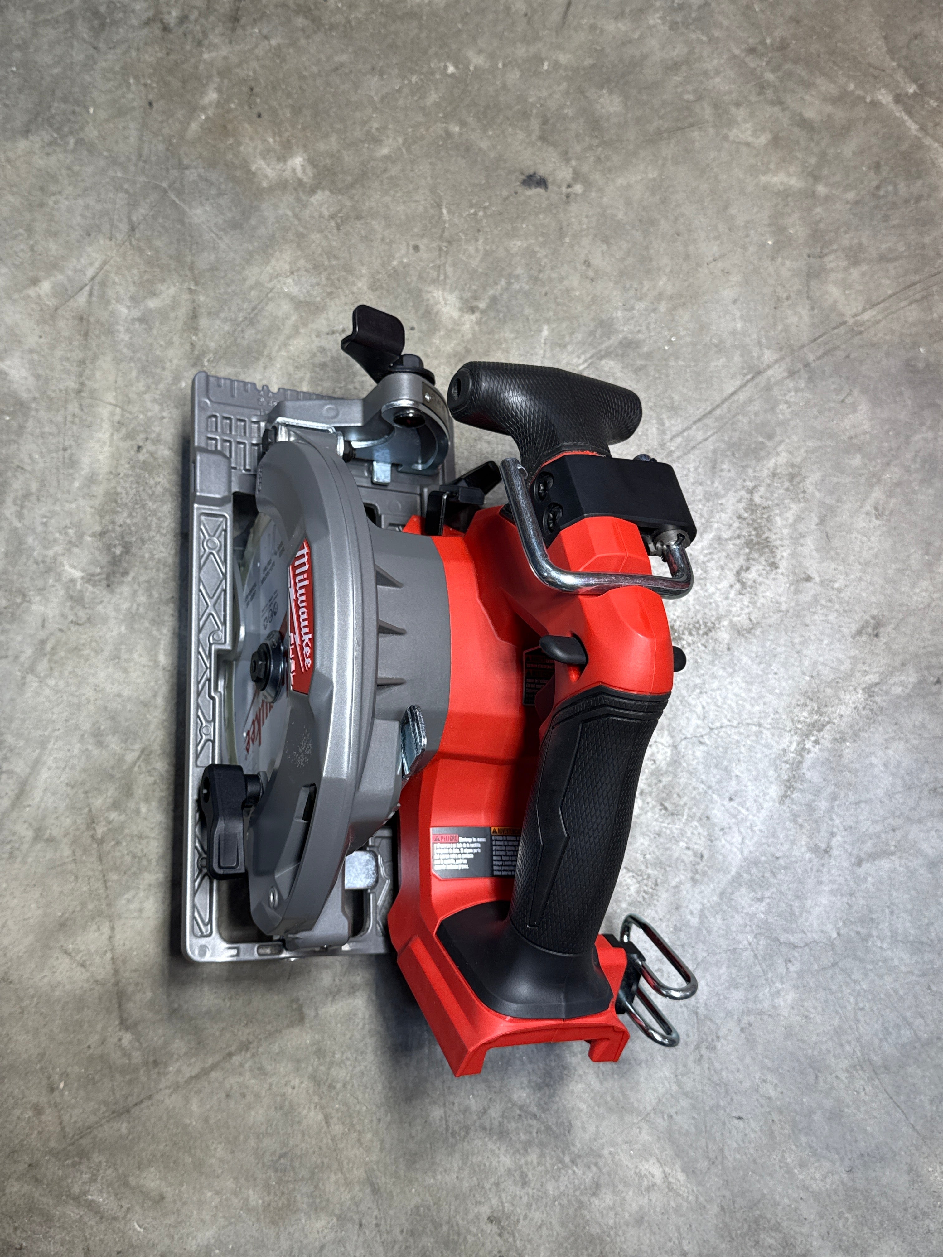 Milwaukee 2833-20 M18 FUEL™ 6-1/2" Circular Saw (Used/Excellent)