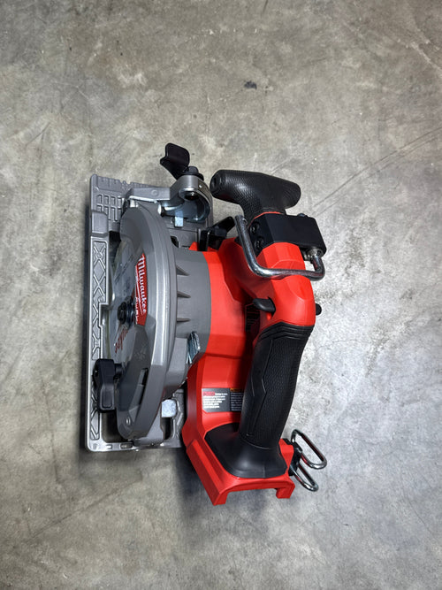 Milwaukee 2833-20 M18 FUEL™ 6-1/2" Circular Saw (Used/Excellent)